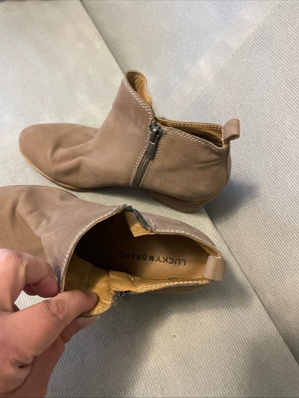 Lucky Brand Women's Ankle Bootie Boot Size 7 Taupe Leather 1.5” Heel - Picture 2 of 10